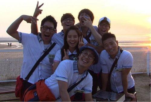 娱乐吃瓜君女朋友变兄弟,女友变兄弟，揭秘娱乐圈背后的情感纠葛